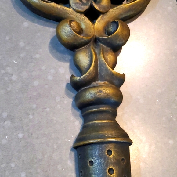 Key - Picture 4 of 4